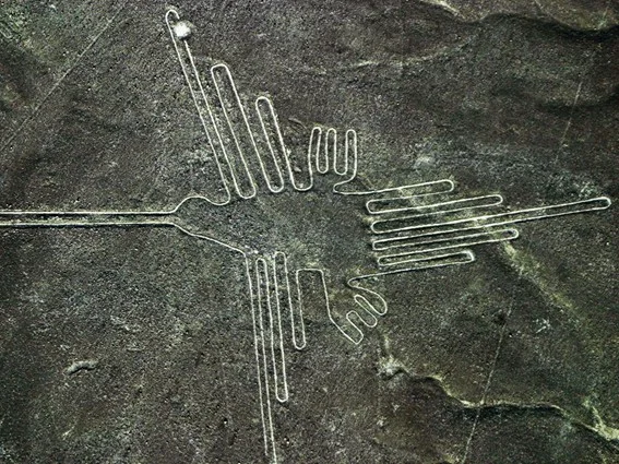 Linhas de Nazca no deserto de Sechura, no sul do Peru